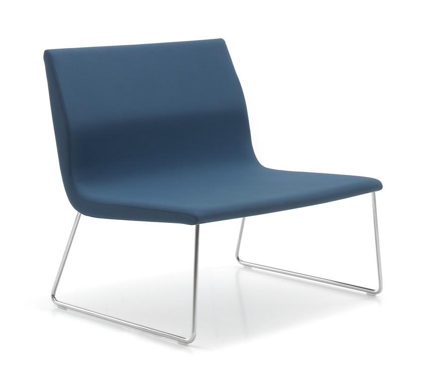 Camilla Moulded Tub with Sled Leg