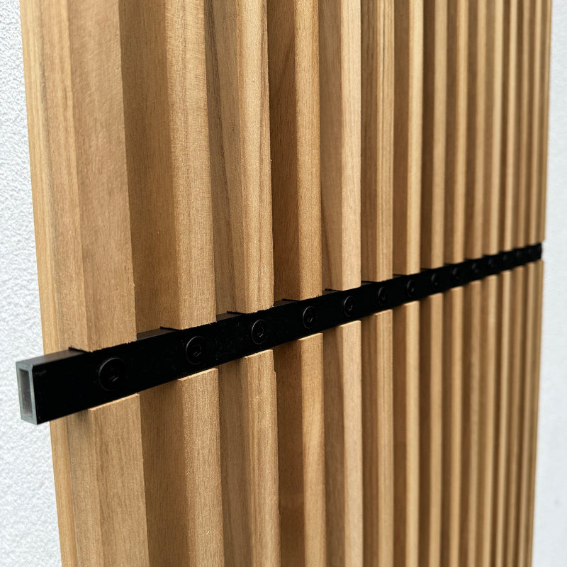 Hardwood Slat Wall & Fence Cladding – Oak 