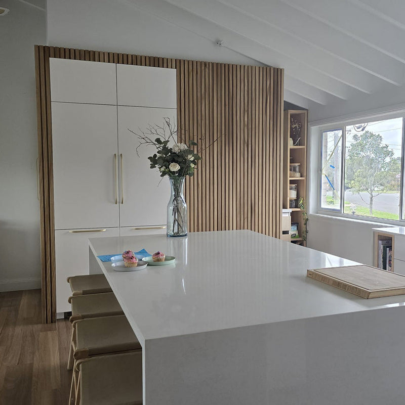 Solid Oak Slat Wall and Ceiling Cladding – 2700mm x 560mm | Indoor & Outdoor Use