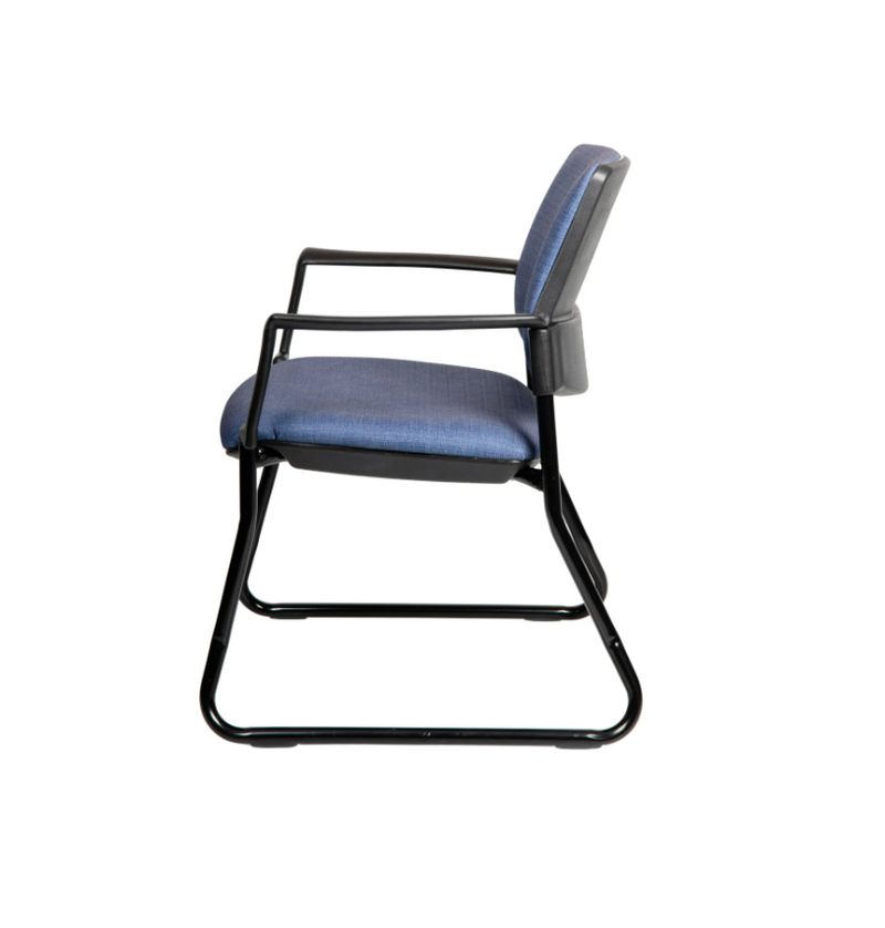 modern waiting room seating featuring Venice Linea sled arm chair