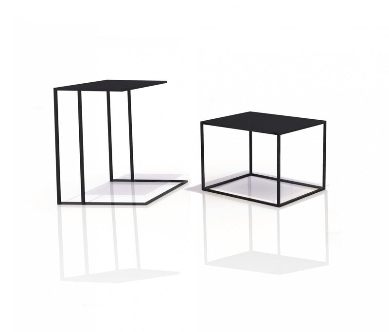 LINART TABLE