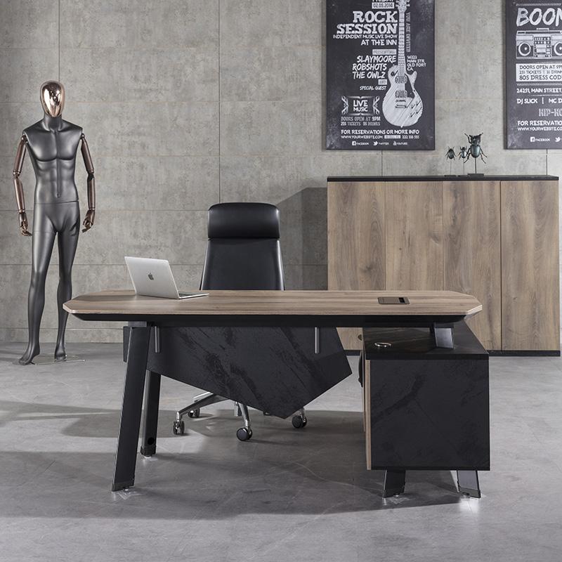 ARTO Executive Desk with Left Return 